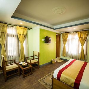 Standard Double or Twin Room Garden View